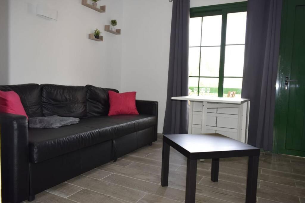 Bouganville Rez-de-chaussee Wifi Apartment *