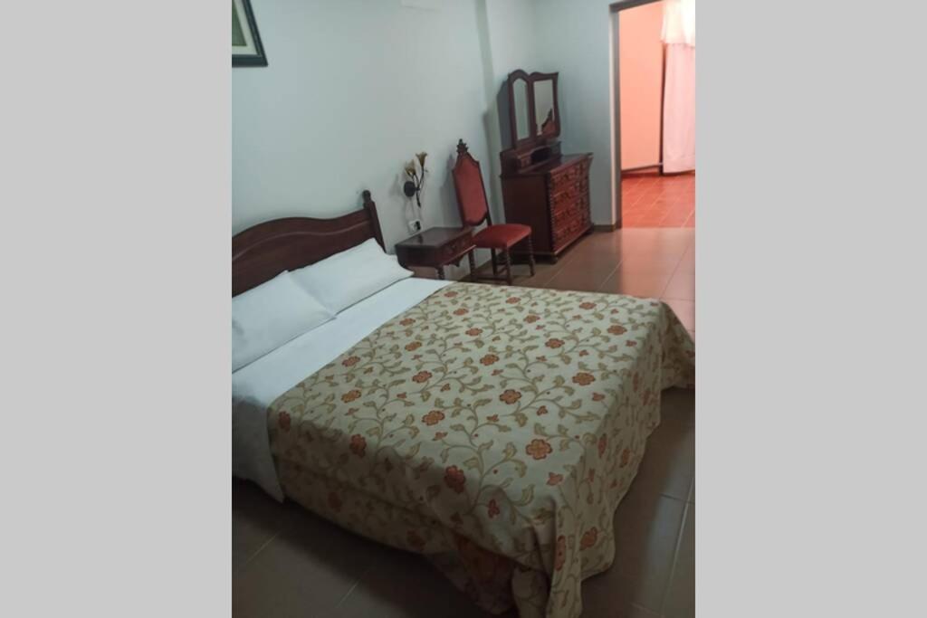 Apartment Spacious Just Few Steps Of The Ocean In La Caleta