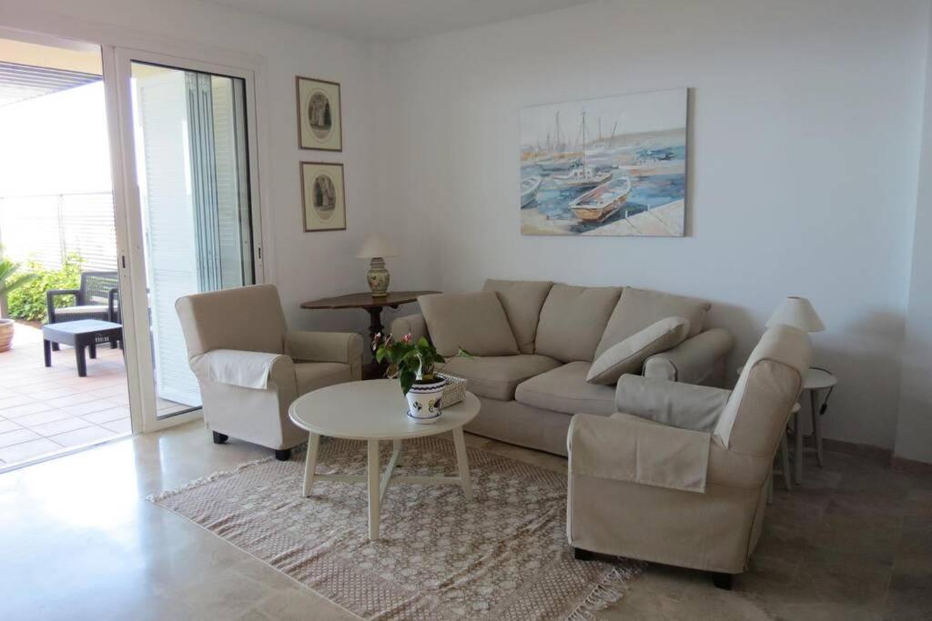 Luxury House With 3 Bedrooms, Sea Wiew And Swimming Pool In A Quiet *