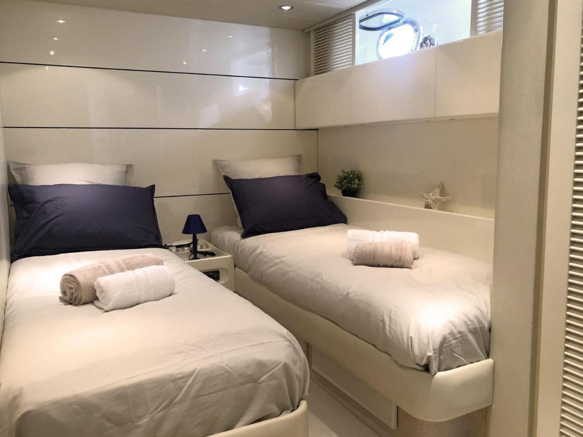 Sweet Boat - Chambres D'hotes Hotel en barco Ampuriabrava