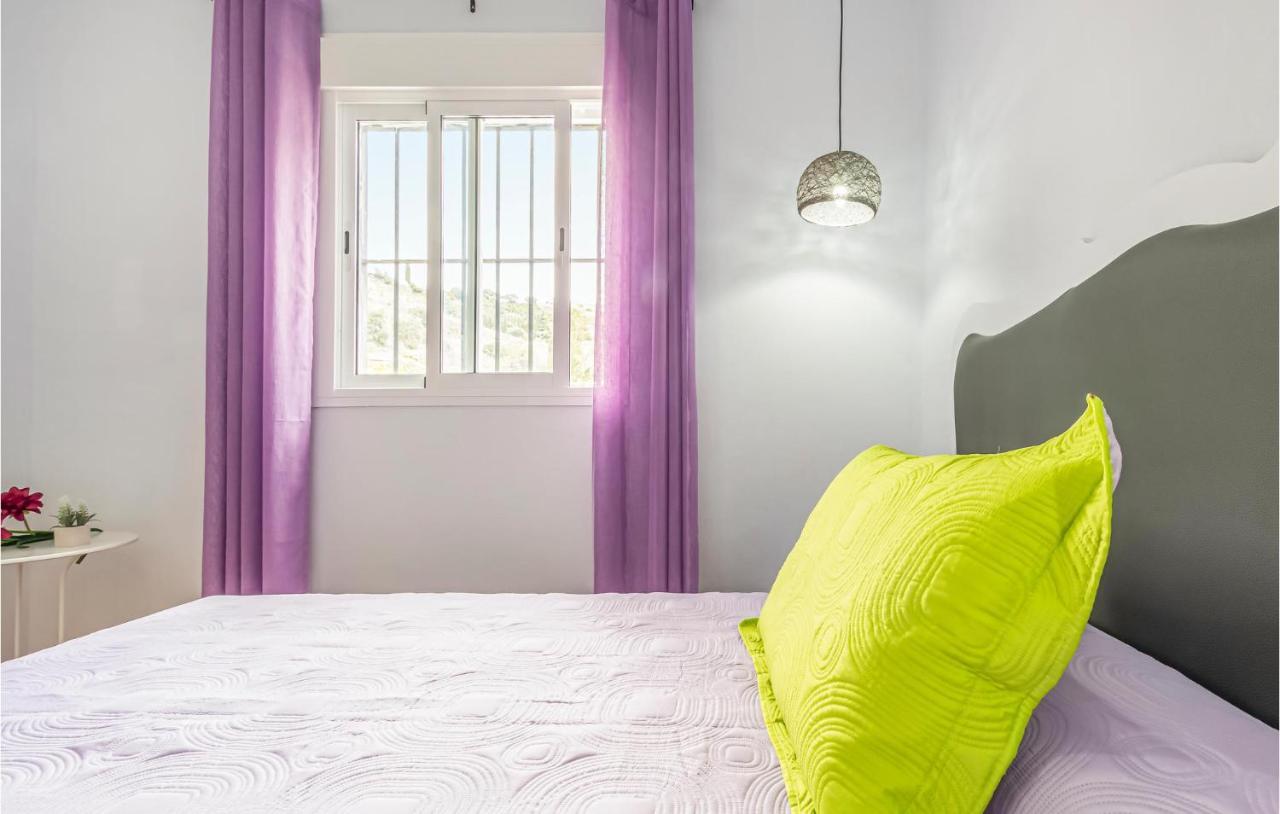 Сasa de vacaciones 3 Bedroom Stunning In Málaga
