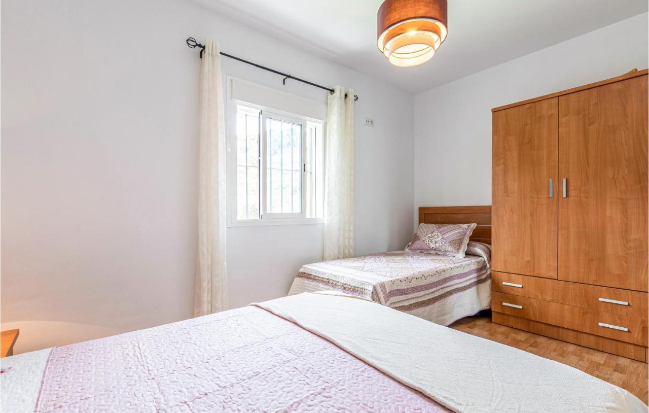 Сasa de vacaciones 3 Bedroom Stunning In Málaga