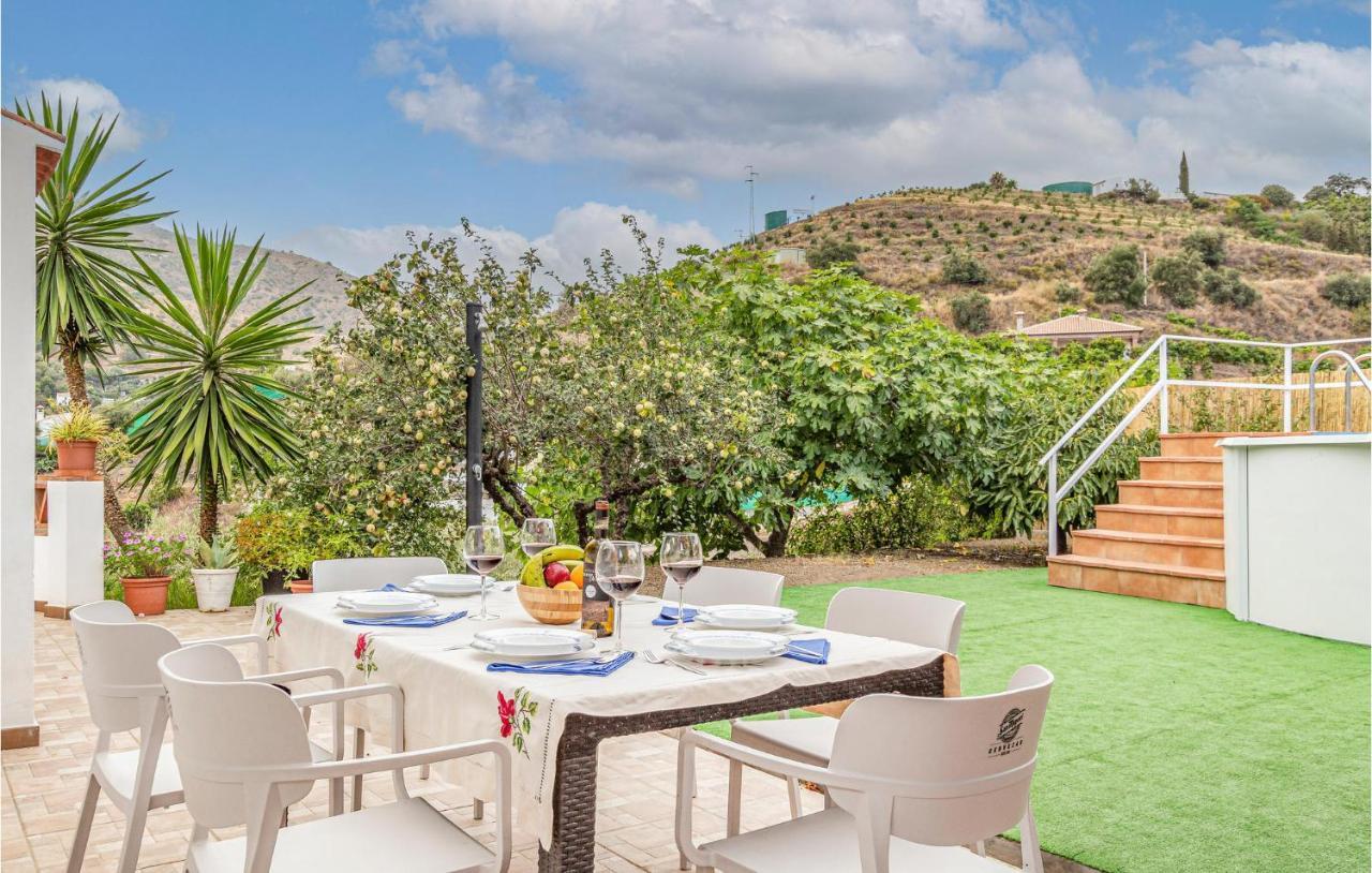 Сasa de vacaciones 3 Bedroom Stunning In *