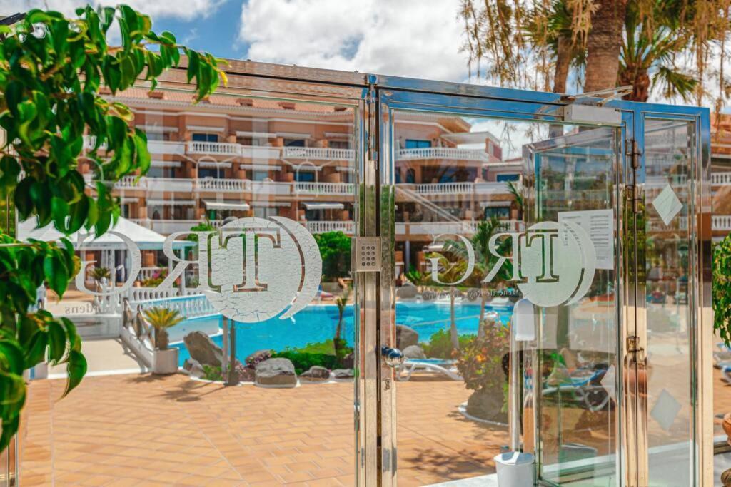 Tenerife Royal Gardens One Bedroom Apartamento Playa de las Américas