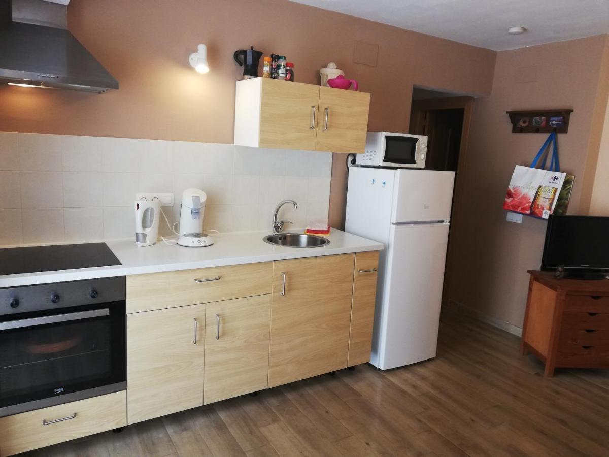 Aparthotel Nido Aguila Blanca *