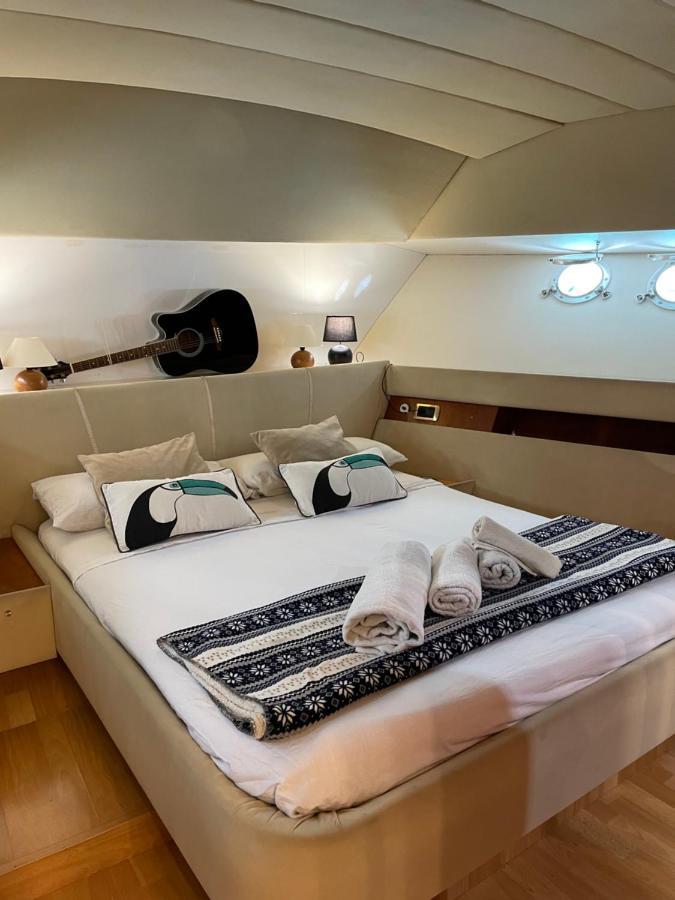 Wonderful Yatch To Rent At Tenerif South Las Galletas