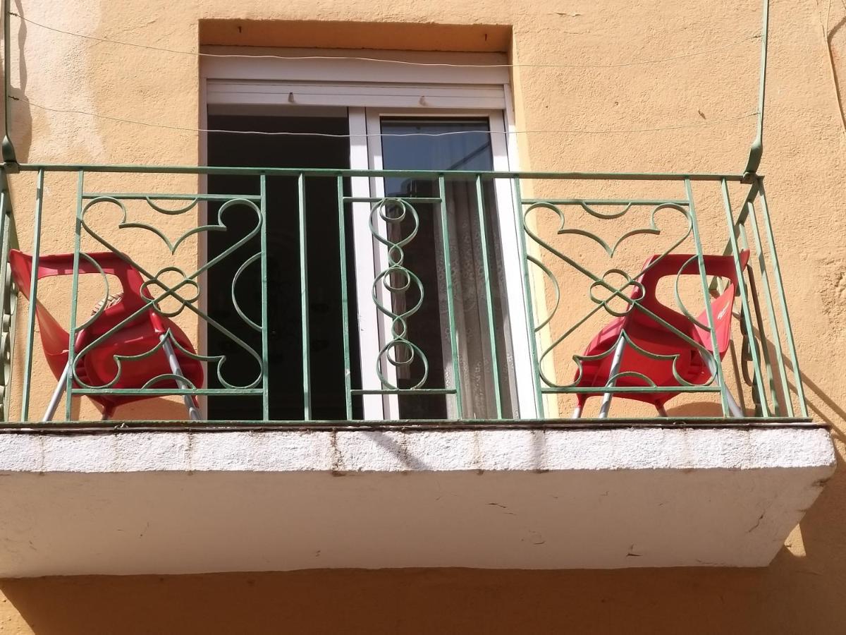 Casa *