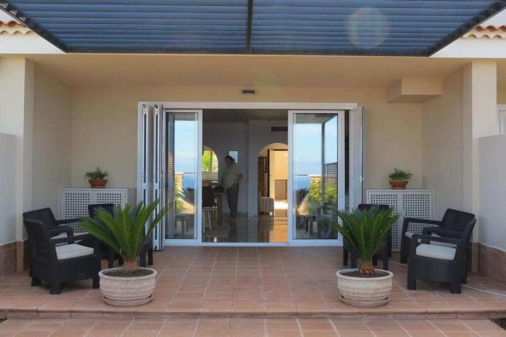 Holiday home Luxury House With 3 Bedrooms, Sea Wiew And Swimming Pool In A Quiet Puerto de Santiago (Tenerife)