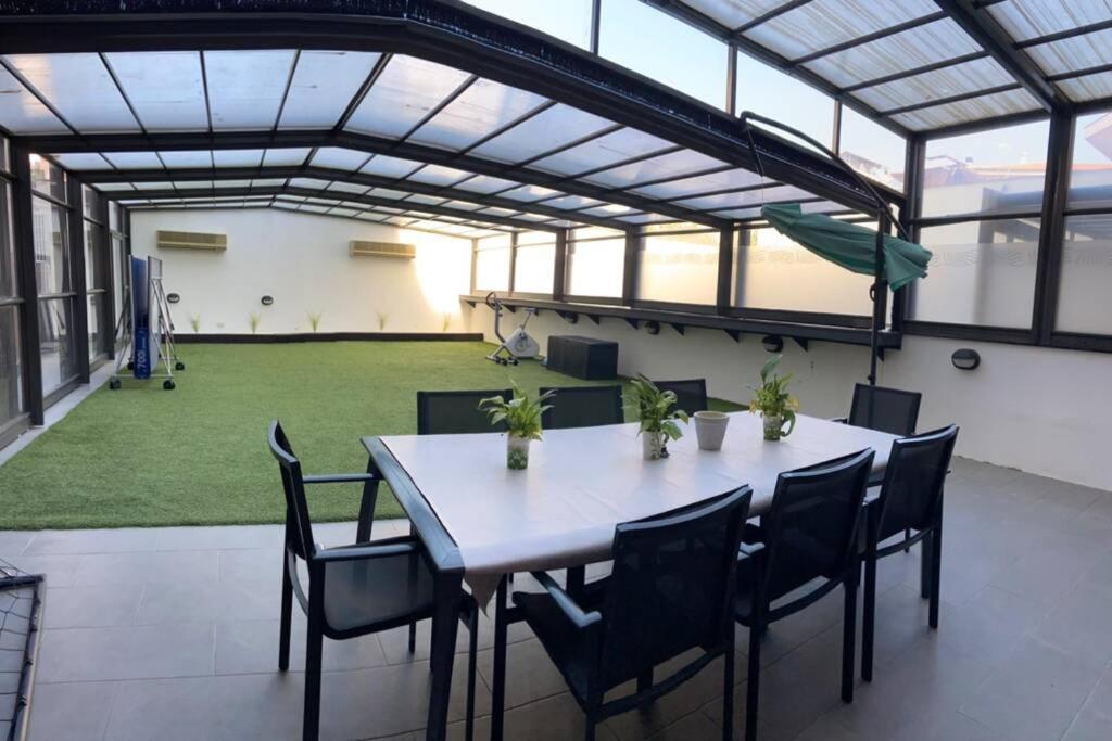 Apartamento Con Gran Jardin Privado Apartment *