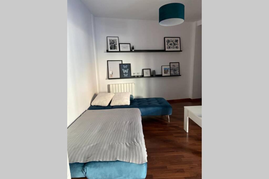 Apartamento Con Gran Jardin Privado Apartment *