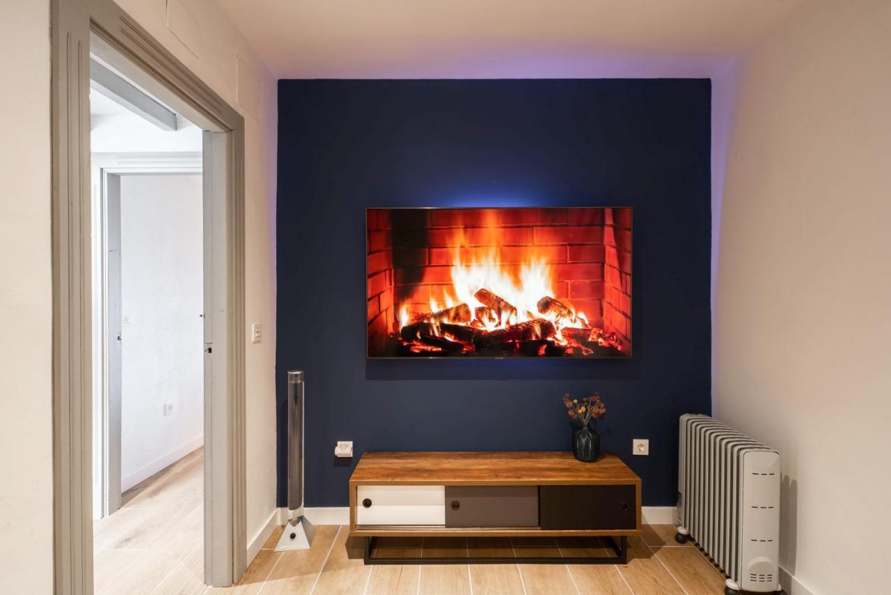 Chalet Beautifully Renovated 4 Bedroom + Kid's