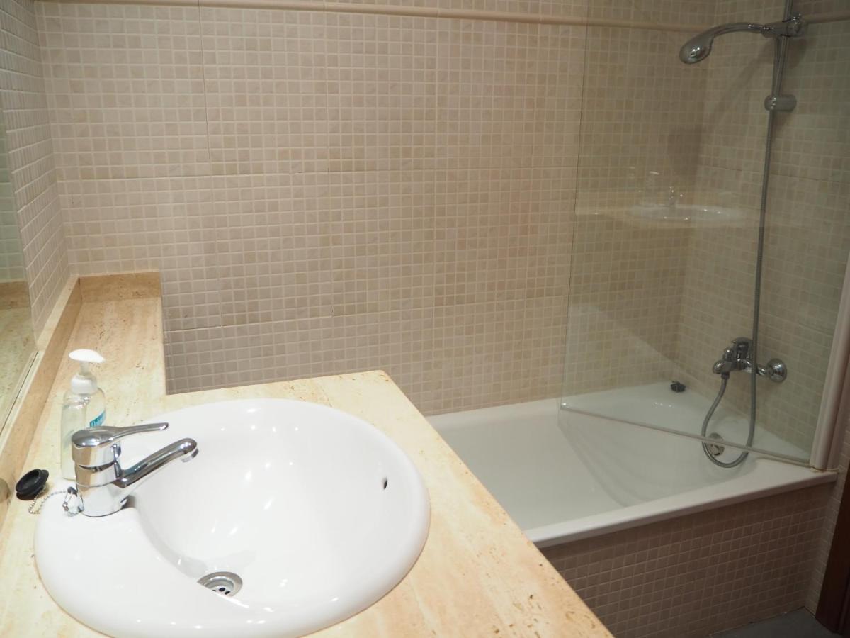 Holiday home Casa L'escala, Piscina Comuntaria I Jardi Privat