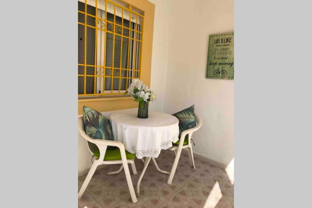 Apartamento Acogedor Apartamento Con Piscina Cerca A La Playa