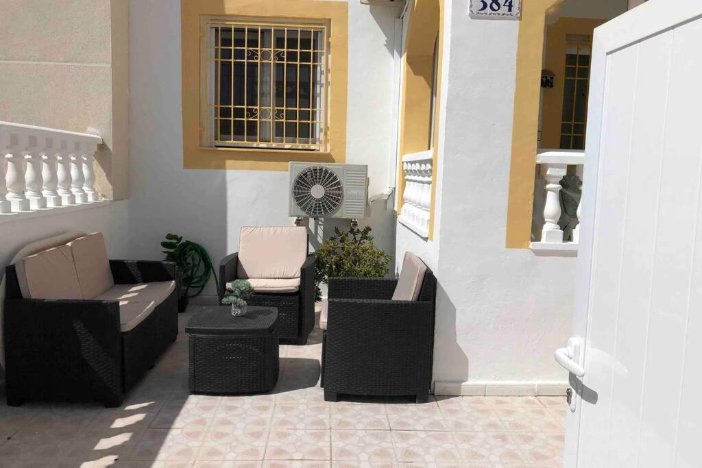Acogedor Apartamento Con Piscina Cerca A La Playa Apartamento *
