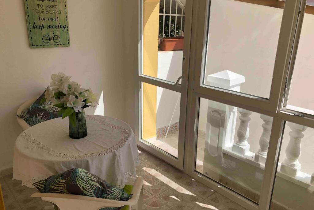Apartamento Acogedor Apartamento Con Piscina Cerca A La Playa Torrevieja