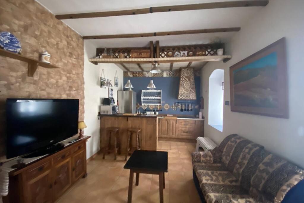 La Casona Del Molino En * El Bosque