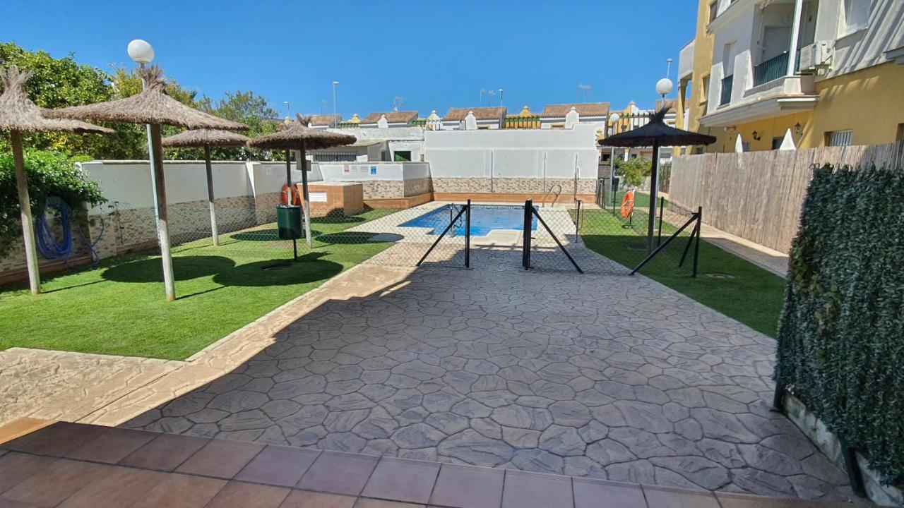 Apartment In Cadiz, Air Cond, Wifi, Patio Rota
