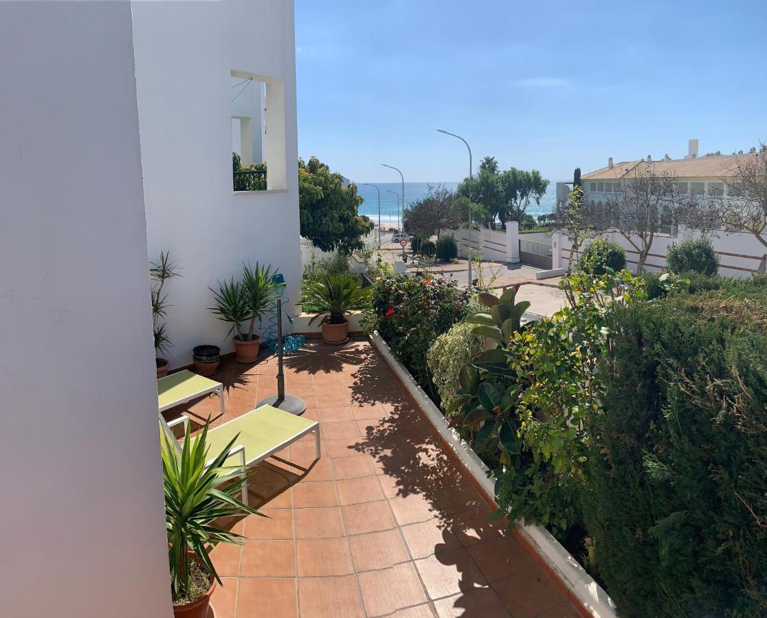 Con Terraza En Primera Línea De Playa Apartamento *