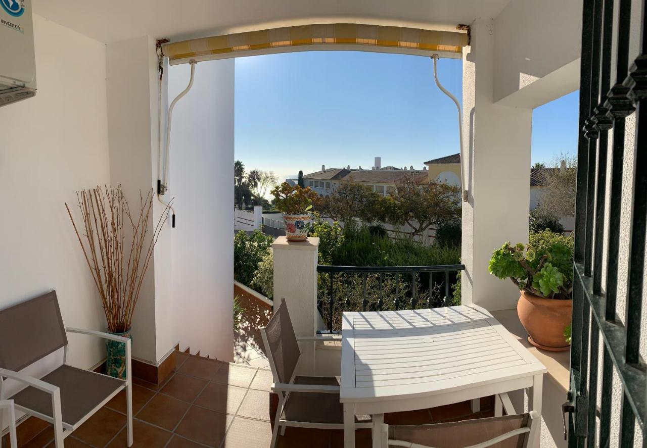 Apartamento Con Terraza En Primera Línea De Playa *