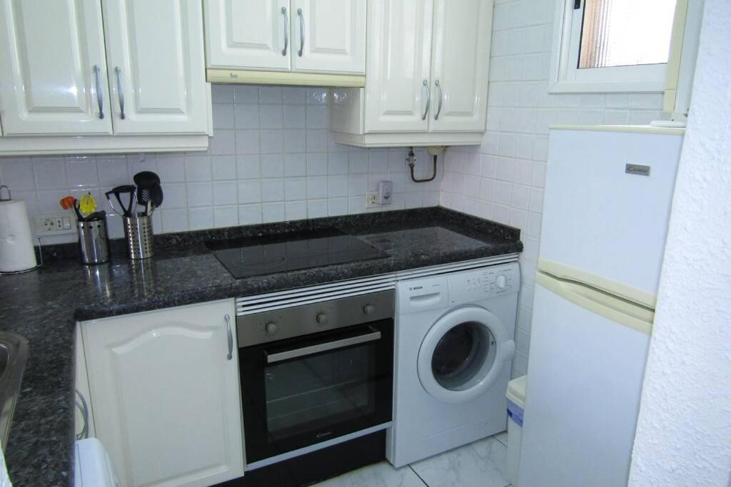 2 Bedrooms Playa Américas Parque Santiago I Heated Pool Apartamento Playa de las Américas