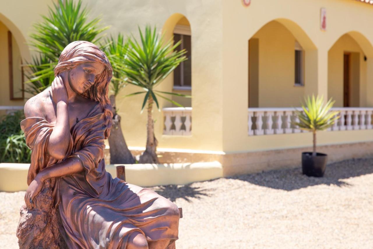 Casa Ana: Oasis With Pool, Tennis, And Wi-fi *