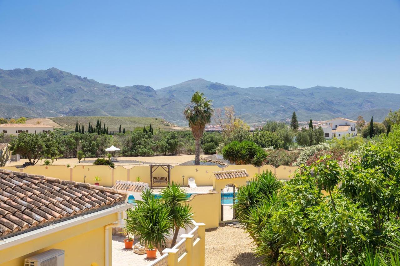 Casa Ana: Oasis With Pool, Tennis, And Wi-fi Villa *