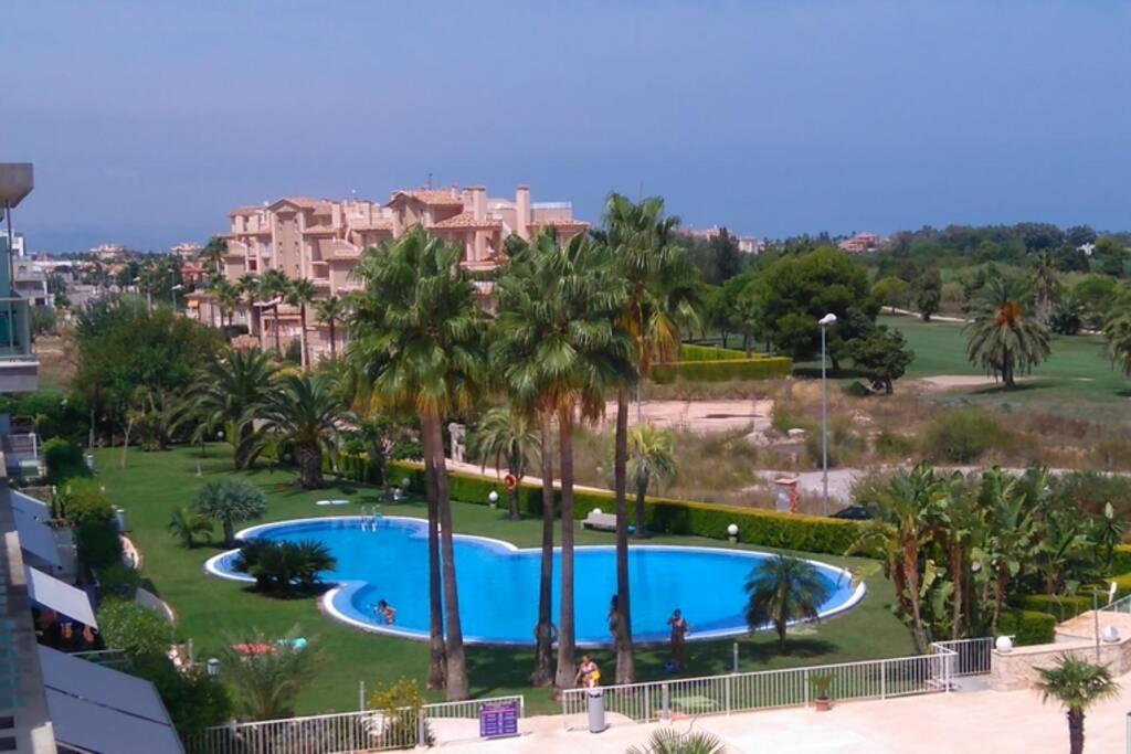 Brisa De Mar En Nova, Junto A Met Y Golf Apartment
