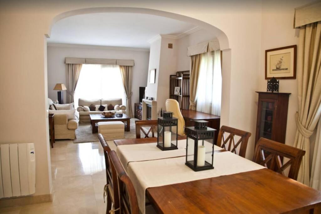 Casa Pinsa - Grosszuegiges Mediterran-stilvolles Mit Eigenem Pool In Puig De Ros Holiday home *