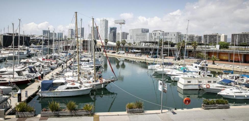 Spacious And Cozy Caribbean Boat In Barcelona With Tour Option Sant Adria de Besos