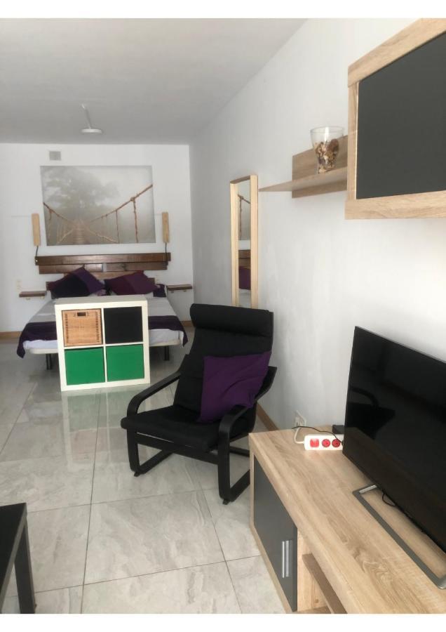 Torremolinos, Bonito Apartamento Studio La Carihuela * Torremolinos