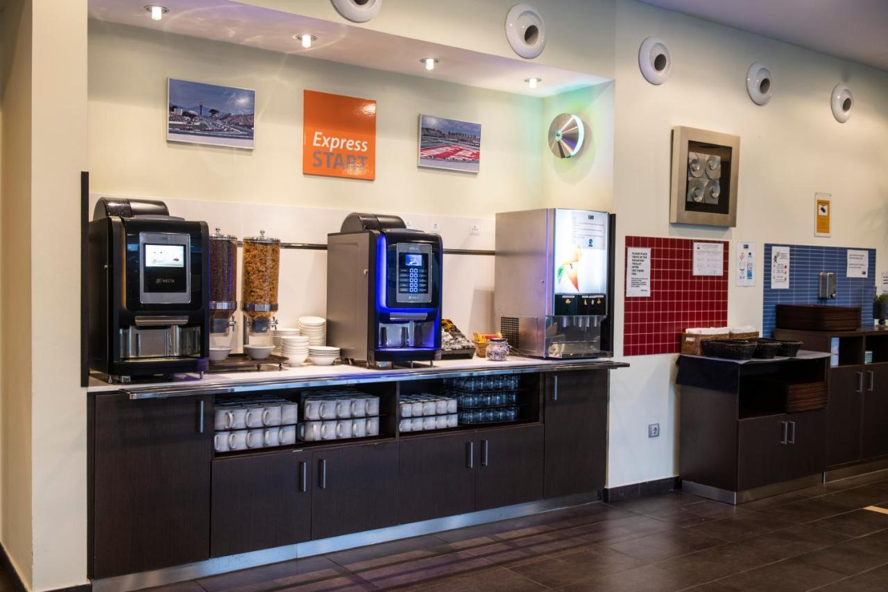 Express Sant Cugat By Ihg 3*