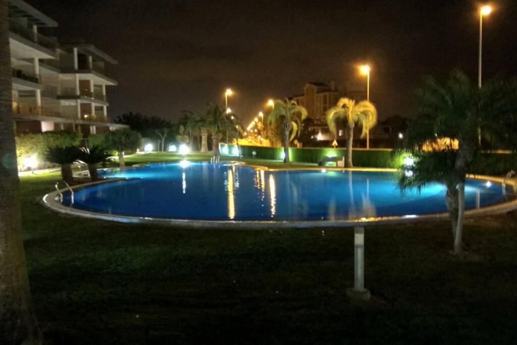 Apartment Brisa De Mar En Nova, Junto A Met Y Golf Oliva