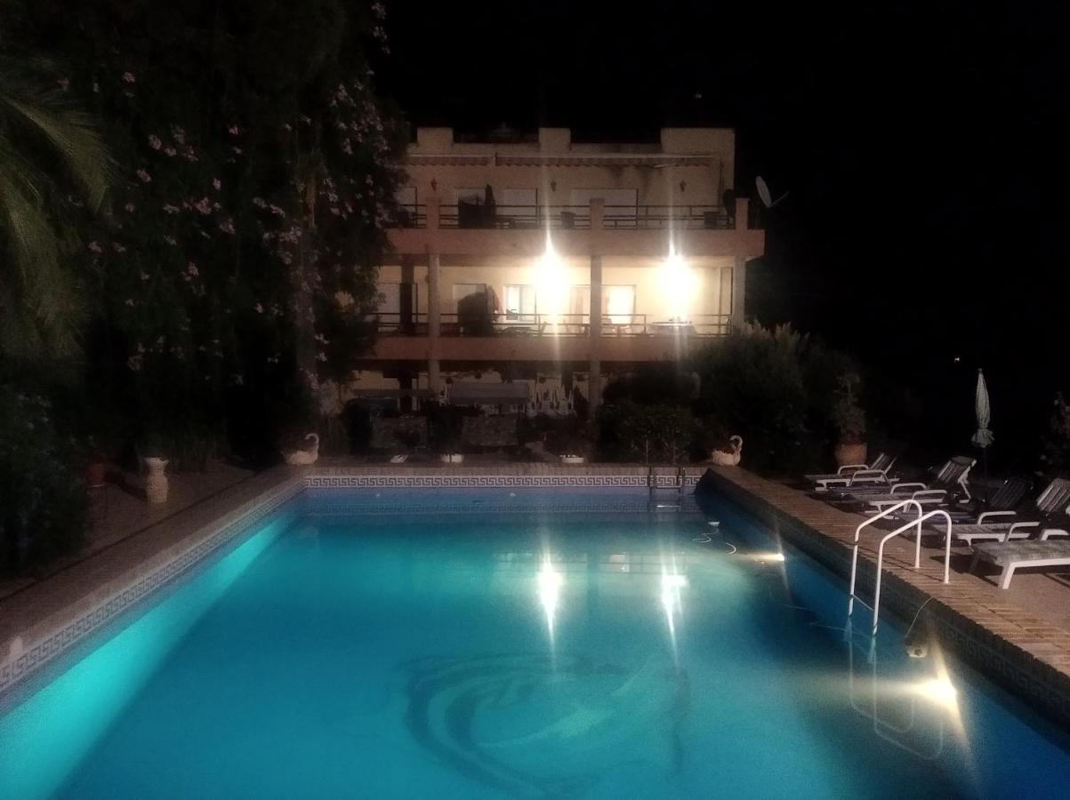 Country house Complex Masia Del Tremendo Y *