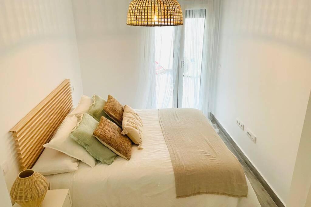 Apartamento Precioso Con Vistas Y Piscina Tarifa