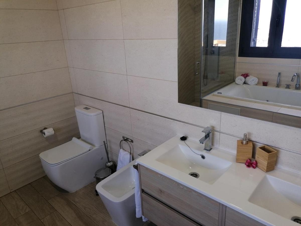 Villa “la Florida” - Wonderful Views - Pool – Wifi *