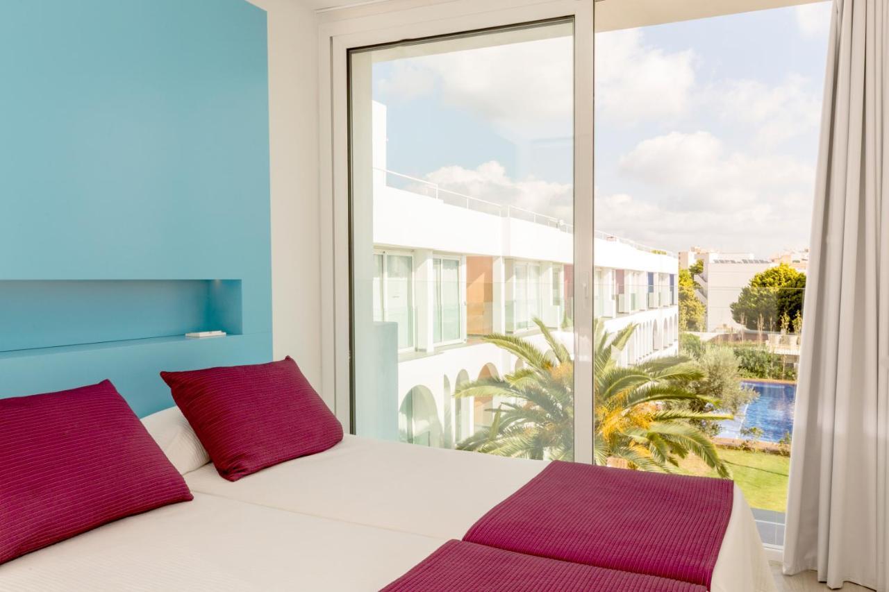 Apartahotel Ebano & (adults Only) 4*