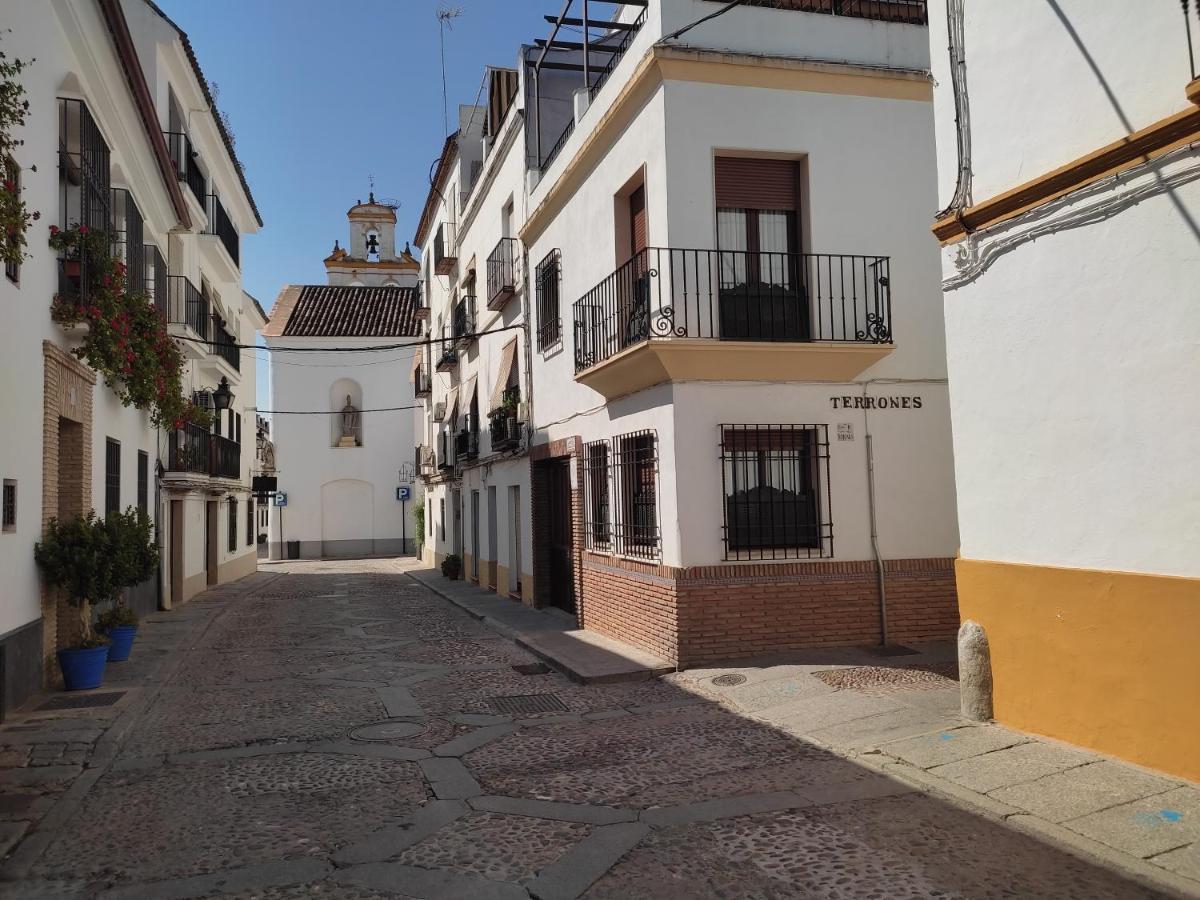 San Basilio's Red House * Córdoba