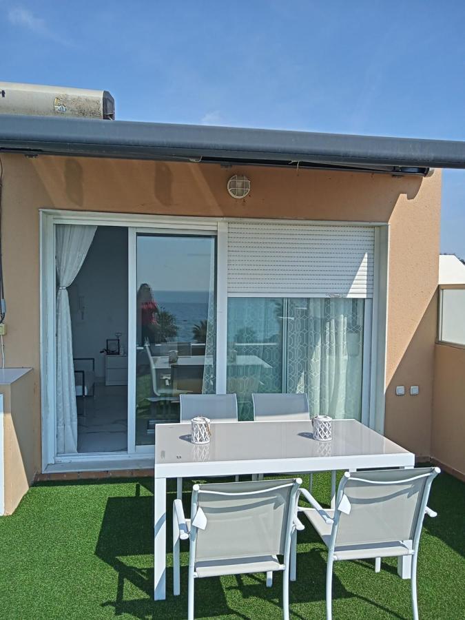 Apartment 6