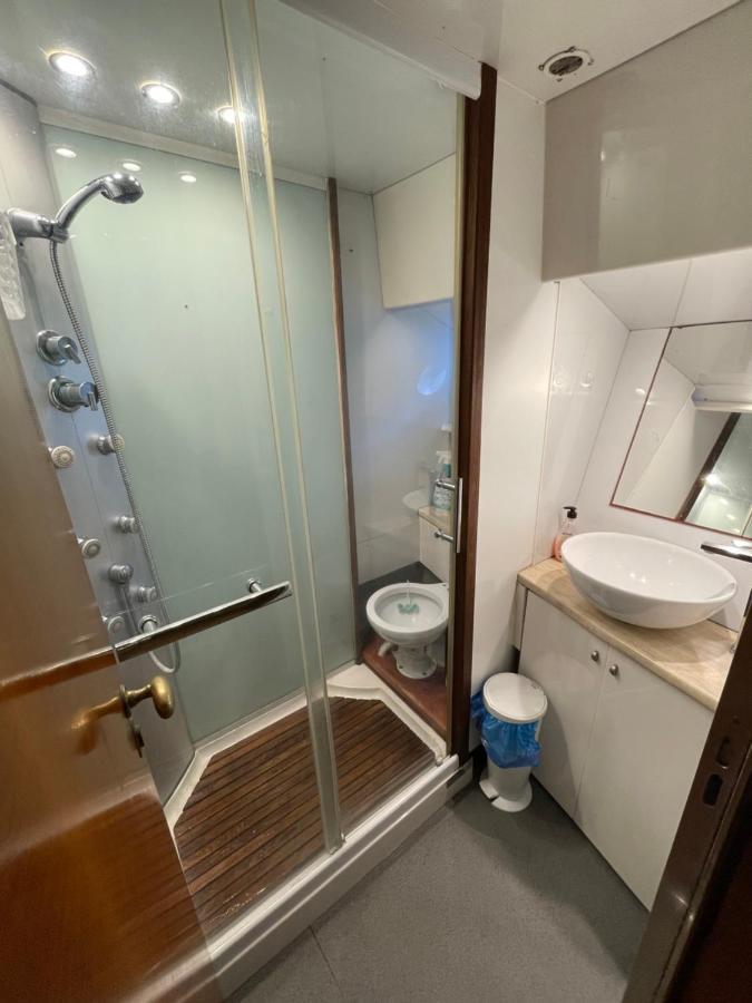 Hotel en barco Wonderful Yatch To Rent At Tenerif South