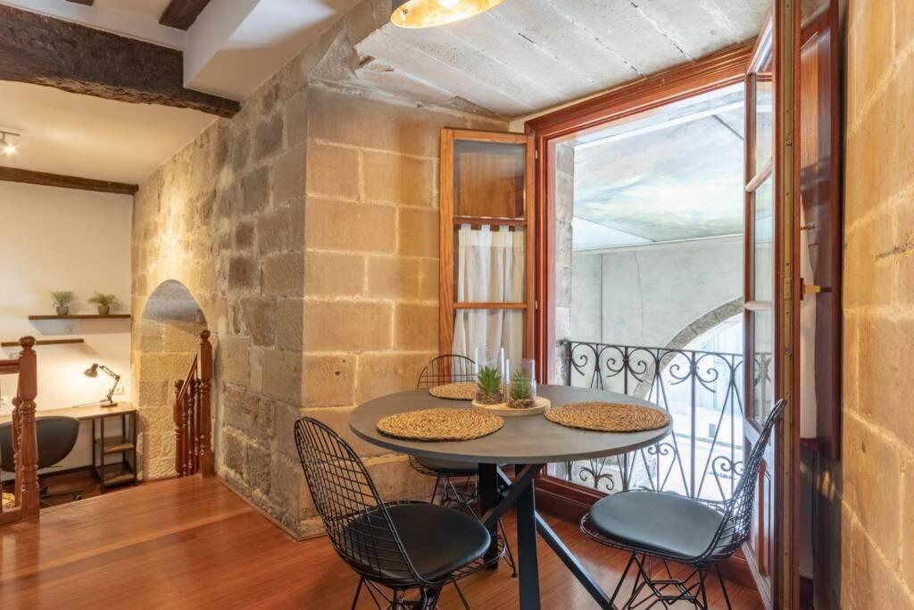 Precioso Apartamento En Antiguo Palacio * Bilbao