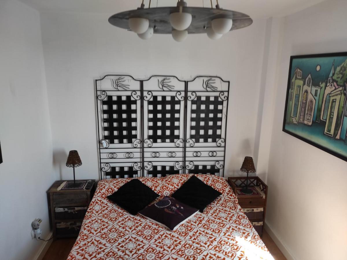 Apartment - Bien Situado En Zona Comercial - Buenas Conexiones