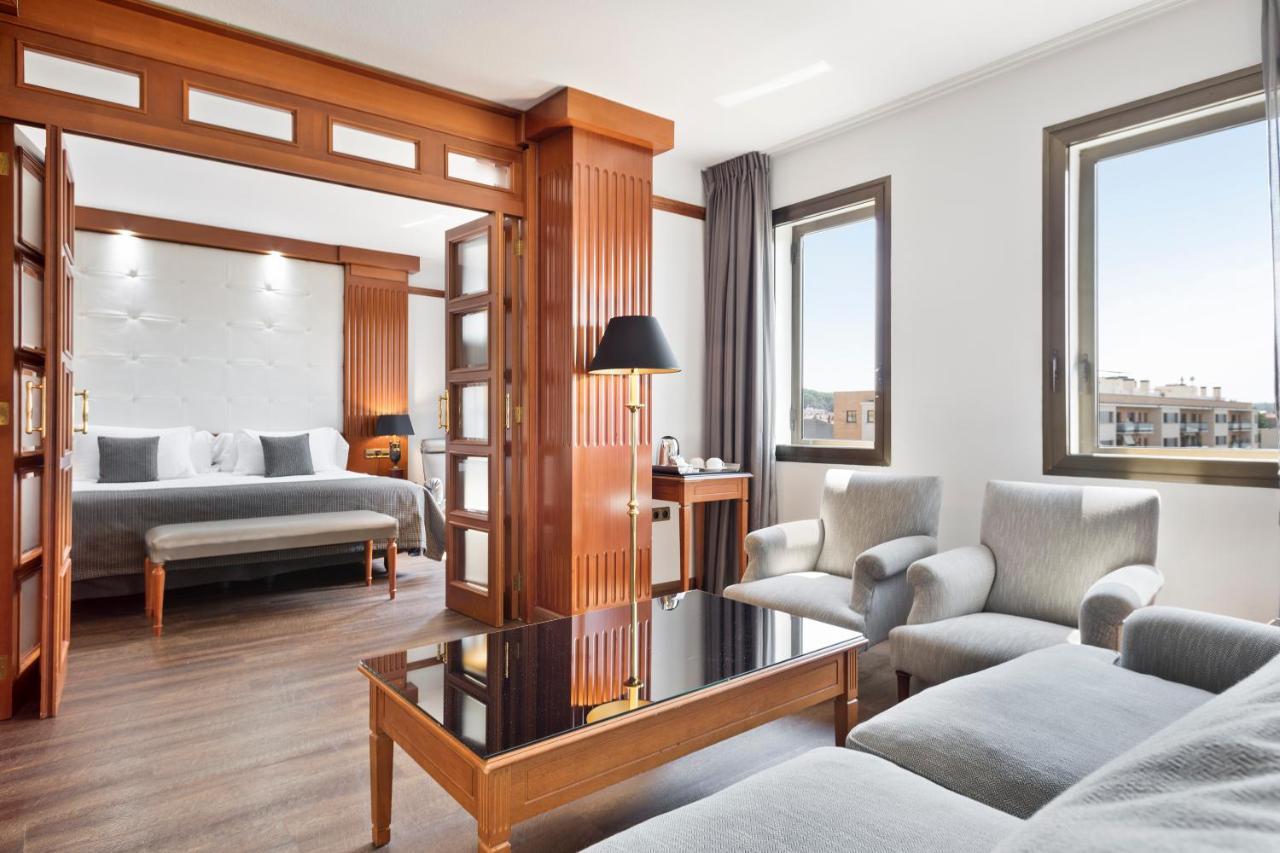 Western Premier Cmc Hotel 4*