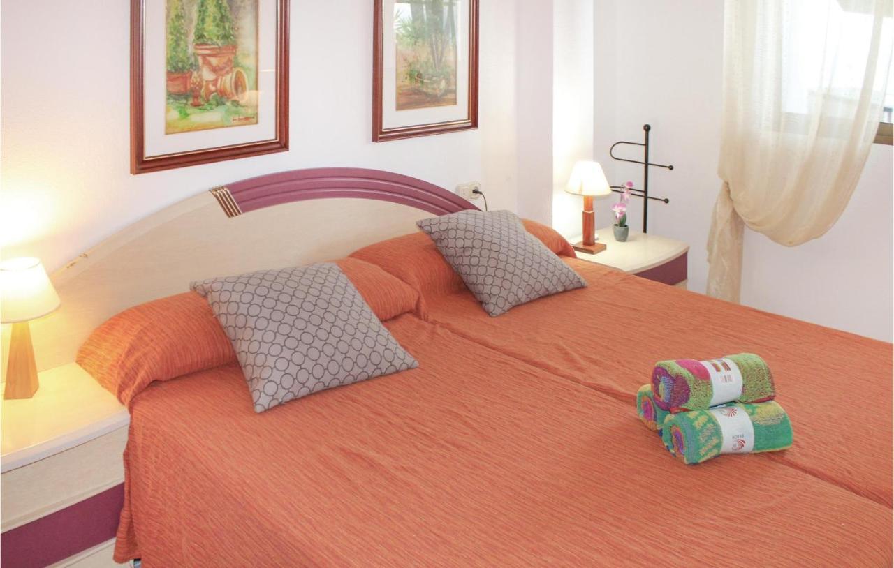 Beautiful In With 1 Bedrooms, Outdoor Swimming Pool And Swimming Pool Apartamento *