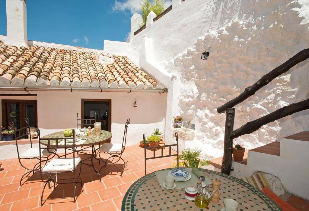 Almohalla 51