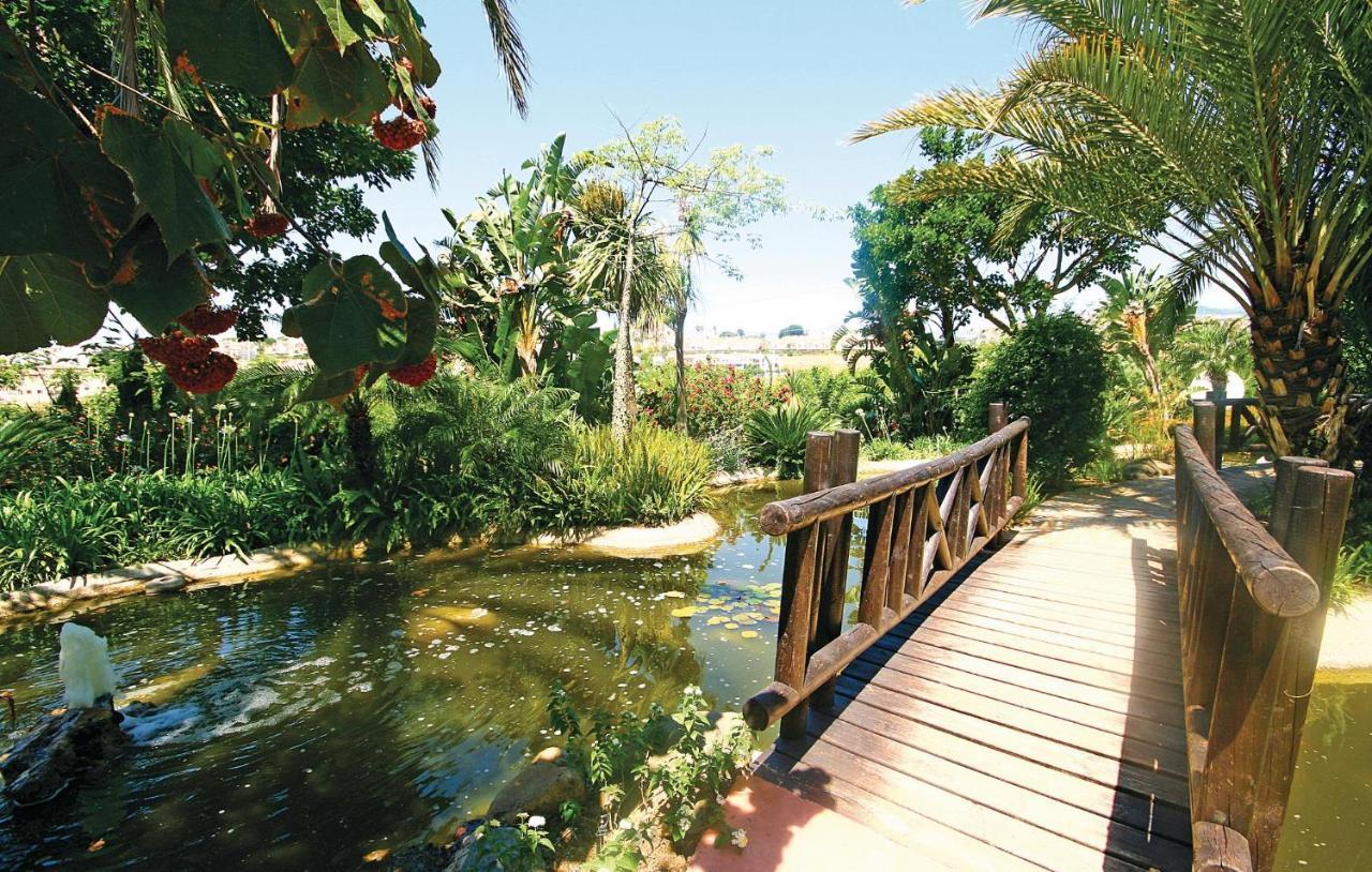 Beautiful In With 3 Bedrooms, Outdoor Swimming Pool And Swimming Pool Apartamento