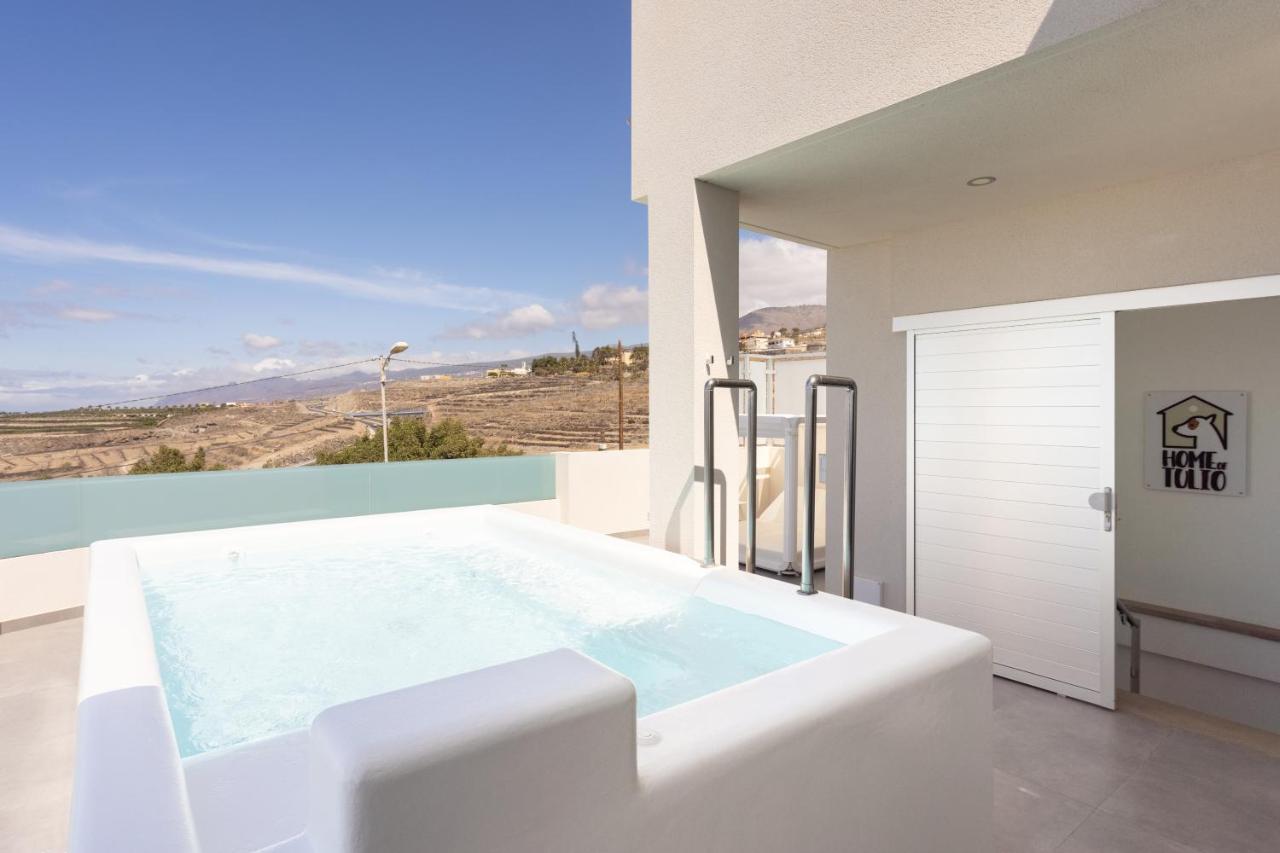Pool Jacuzzi Of Tulio Holiday home *