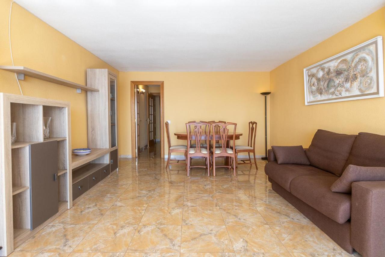 Las Palmeras 15d Apartment
