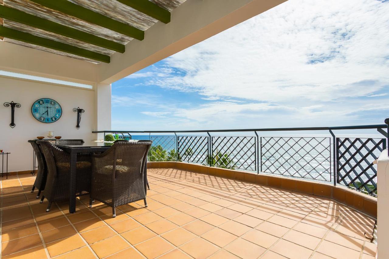 Mi Capricho Beachfront Penthouse, P12 5a