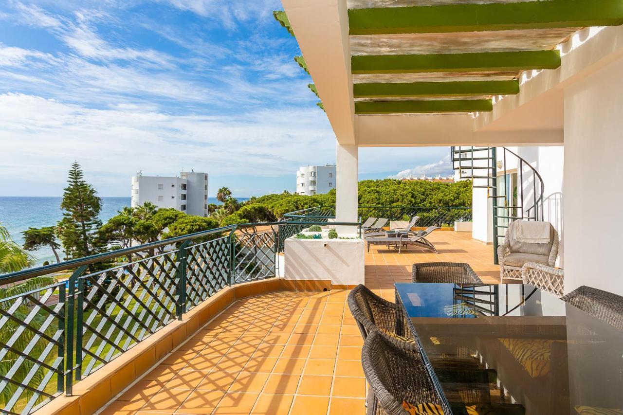 Mi Capricho Beachfront Penthouse, P12 5a