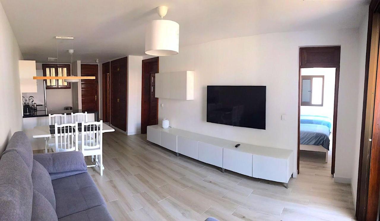 Parque Santiago I: Spacious First Floor With Large Balcony Apartment Playa de las Americas (Tenerife)